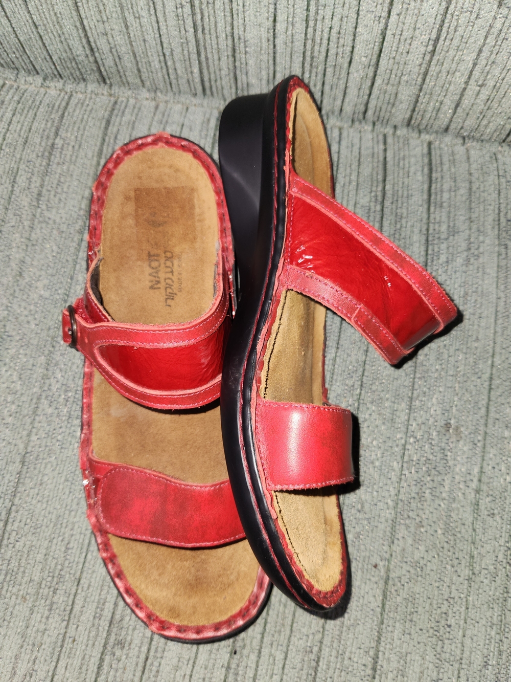 🍉Naot Red Two-Strap Women's Comfort Sandals